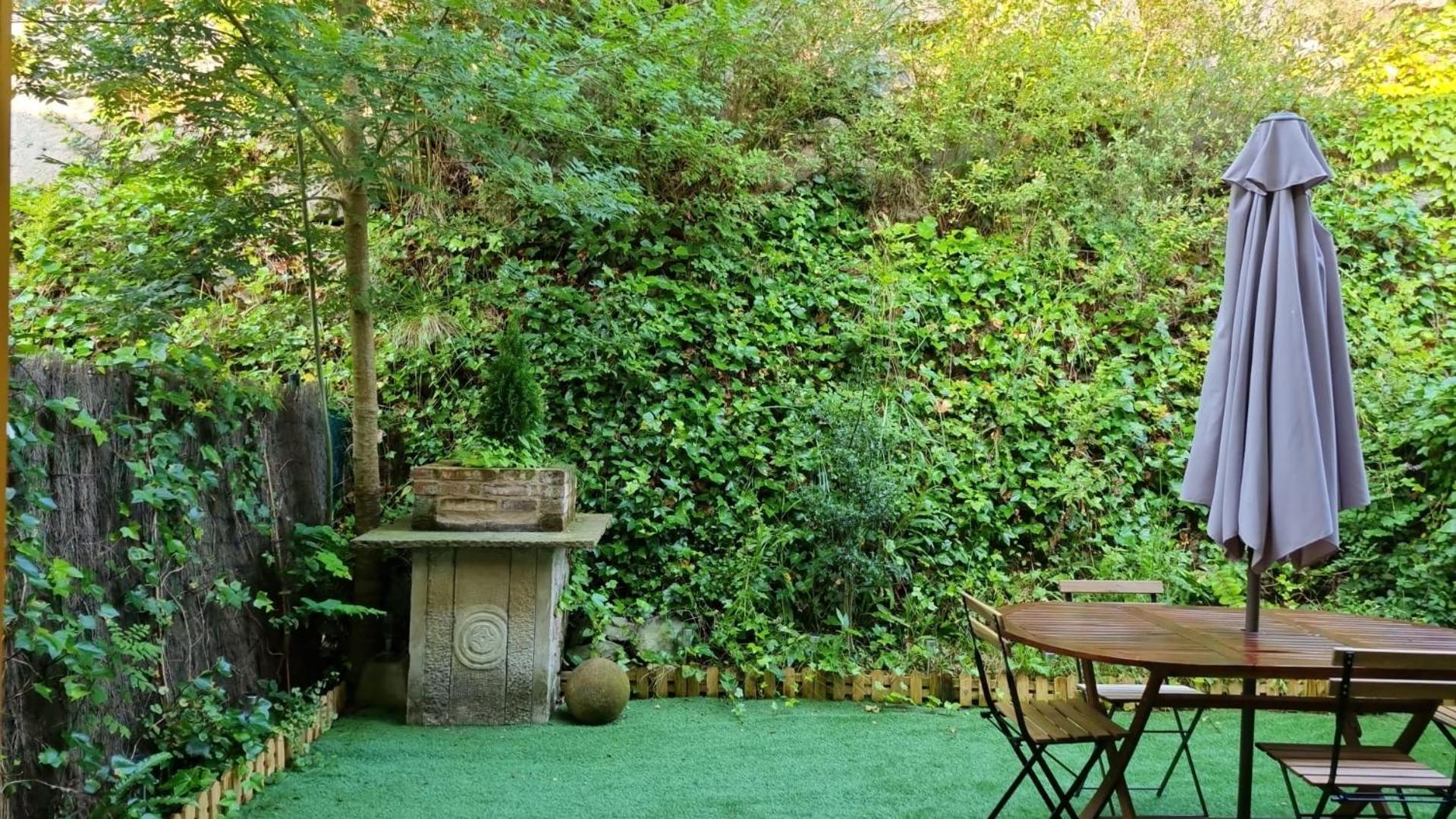 Casa De Claudia Comillas- Jardin Privado - A 10 Metros Del Capricho De Gaudi Dış mekan fotoğraf