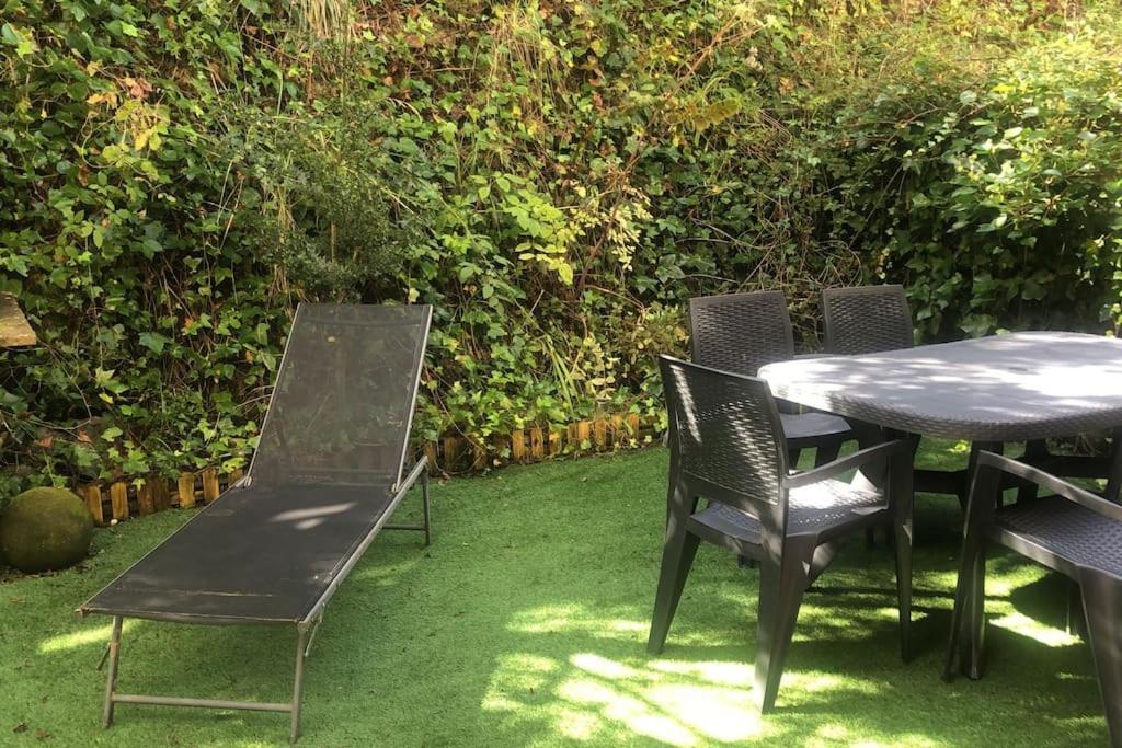 Casa De Claudia Comillas- Jardin Privado - A 10 Metros Del Capricho De Gaudi Dış mekan fotoğraf