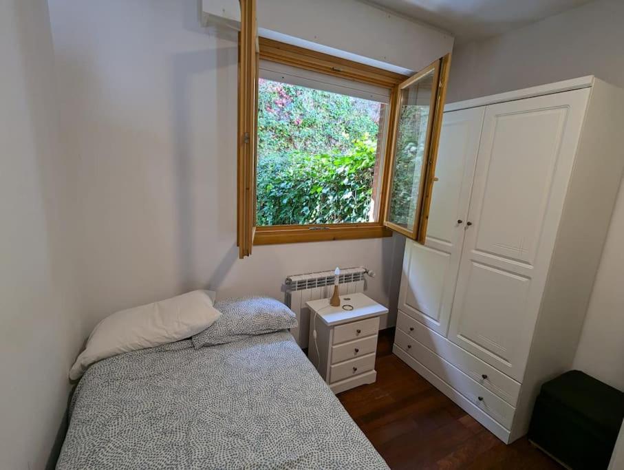 Casa De Claudia Comillas- Jardin Privado - A 10 Metros Del Capricho De Gaudi Dış mekan fotoğraf